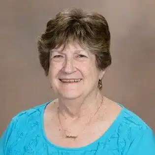  Glenda Waring